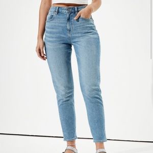 American Eagle Stretchy Mom Jeans